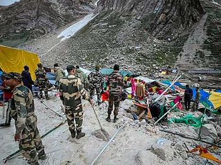 Amarnath Yatra cloudburst tragedy - Helpline available in foreign languages too