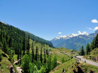 India’s Master Storyteller and His Best Favorite Places – Travelling with Ruskin Bond – Travel Guide for Bond 