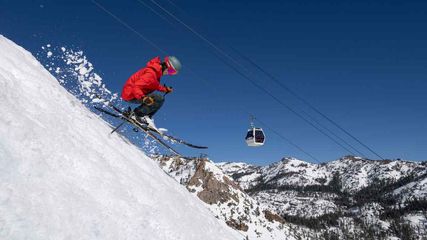 This Summer let’s get lost in the beautiful curves of the Olympic Valley, California