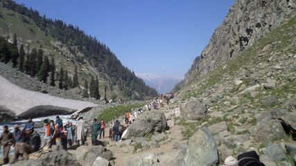 Beyond Belief: Experiencing Miracles and Devotion during the Amarnath Yatra