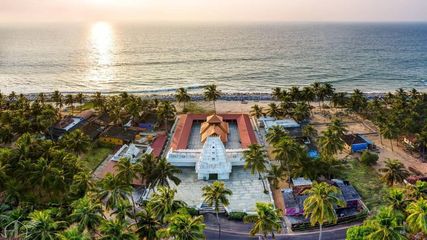 Kodi Bengre beach, Udupi- Where the Suvarna River meets The Arabian Sea 