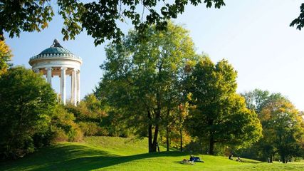 Discover Munich's Rich Heritage: Explore Historic Landmarks and Iconic Breweries