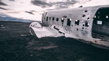 Solheimasandur Plane Crash: Tracing the Haunting Story of Iceland's Deserted Aircraft