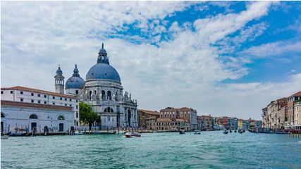 Threat of Rising Waters- Is Venice drowning? 