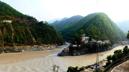 Uttarakhand: Coping with Overcrowding and Sustainable Tourism