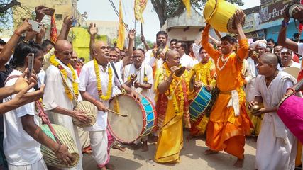 Mathura and Guru Purnima: Celebrating the Spiritual Essence of Divine Wisdom