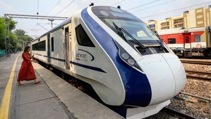 Jammu-Srinagar Vande Bharat Express Equipped to Beat the Cold With Special Features