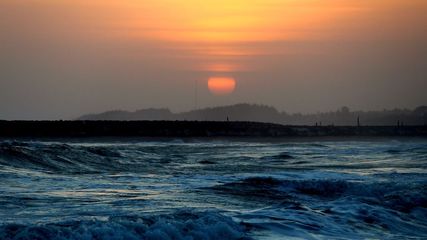 Witness the spectacular winter sunsets at Kanyakumari in December