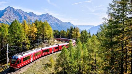 Swiss Railways- Your Unforgettable Gateway to Switzerland's Breathtaking Landscapes!