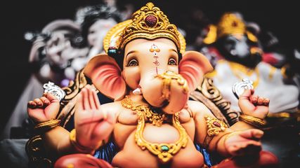 Surat's 70 Lakhs Ganesh Pandal: Where Char Dham And 12 Jyotirlingas Unite