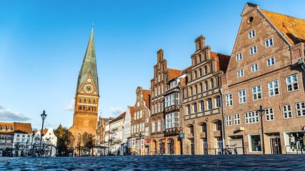 Embark on a romantic getaway in Lüneburg and immerse yourself in its old-world charm.