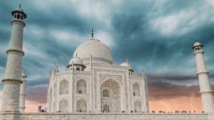 Exploring the Architectural Marvels of the Must-Visit Heritage Sites in India and their Historical Significance