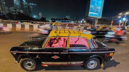 Mumbai's Iconic Kaali Peeli Taxis Bid Farewell and Go Off the Road; Know the Impact