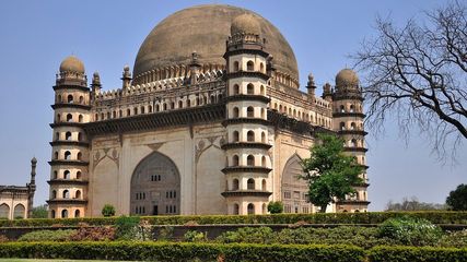 Unveiling the Architectural Marvel of Gol Gumbaz