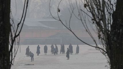 Weather Updates: -5.0°C in Jammu & Kashmir, Rainfall Prediction, and Sikkim Snowfall Rescue