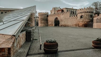 Discover the rich history of Baku, the capital of Azerbaijan