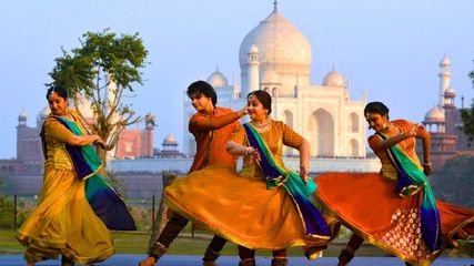 Taj Mahotsav 2024: Check Dates and Fares for Cultural Extravaganza Hot Air Balloon Rides