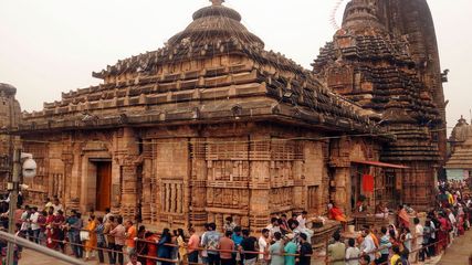 Odisha's Temperature Soars To 43.8°C, Ties With Kadapa As Hottest