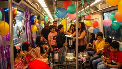 Noida Metro To Launch 'The Coach, Bar' For An Unprecedented Dining Experience