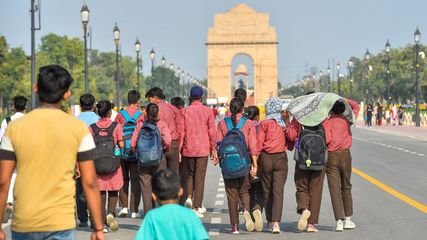 Heatwave Grips Delhi with 41.2 Degrees Celsius; Light Rain Expected