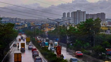 48-Hour Alert: IMD Warns of Very Heavy Rainfall in Bengaluru, Urges Caution
