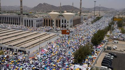 Climate Change Turns Mecca Pilgrimage Deadly With Unprecedented Heat