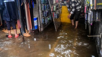 Weather Update: Heavy Showers To Hit Mumbai, Delhi; Precautions Advised