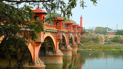 Heritage Conservation: Heavy Vehicles Banned on Lucknow’s Iconic Pucca Pul