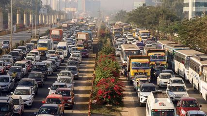 Bengaluru Traffic Solution: 100 km of Signal-Free Routes Planned Across 17 Key Locations