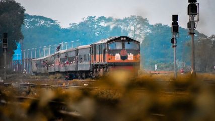 Central Railway Rolls Out 18 Special Trains For Festive Weekend