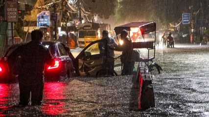 Red Alert In Delhi: Heavy Rains Cause Unprecedented Flooding And Traffic Jams