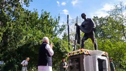 PM Modi’s Historic Visit to Ukraine: A Tribute to Mahatma Gandhi’s Statue in Kyiv