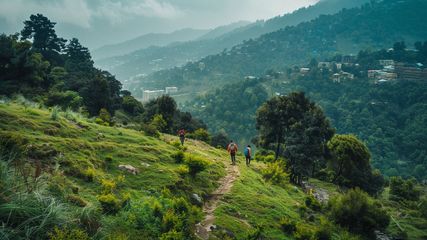 Why Darjeeling in September Offers the Best Trekking Adventures; Check Out These Locations