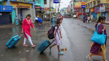 Cyclone Dana Live Updates: Odisha and Bengal Brace for Landfall, Check Emergency Helplines