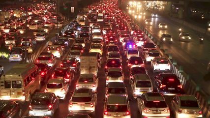 Delhi's New Year Eve Traffic Plan: These Roads to Face Restrictions; Check Details
