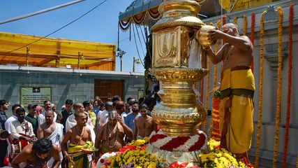Tirumala Temple’s VIP Break Darshan Policy Faces Increasing Backlash From Public