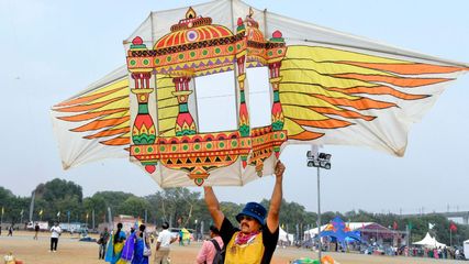 Kite Festival 2025 in Hyderabad; Check Location, Traffic Diversions, Parking Arrangements 