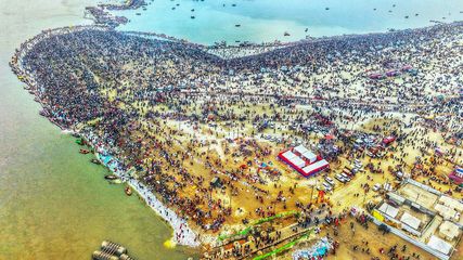 Sangam Nose Expansion Allows 200,000 Devotees For Maha Kumbh 2025