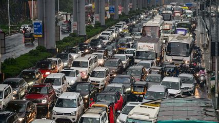 Maharashtra Introduces 'No Parking, No Registration' Policy, Vehicle Buyers Must Show Proof 