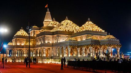 Maha Kumbh 2025: No-Vehicle and No-VIP Zone for 4 Days; Check Dates