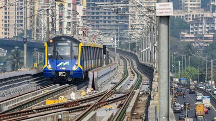 Maharashtra to Introduce Unified Ticket System: One Card for Metro, Trains, Buses, and Taxis