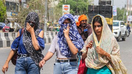 Study Reveals Link Between Soil Dryness And Heatwaves In South Asia