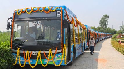 Delhi Women Need New Smart Card for Free Bus Travel – No More Pink Tickets