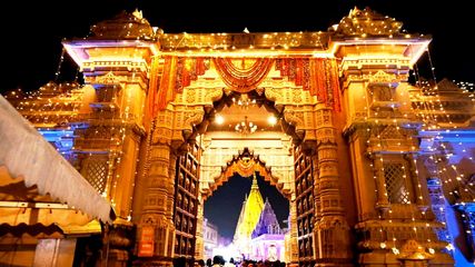 Experience The Rich Heritage Of Varanasi And Ayodhya With IRCTC's Tour Package