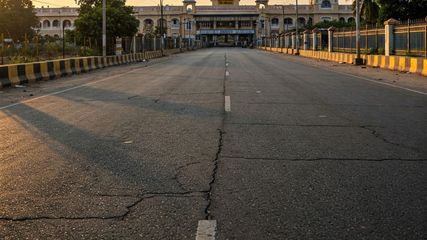 Road Outside Kalupur Railway Station Closed for 3 Months for Corridor Work