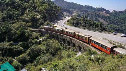 Northern Railways To Introduce Modern AC Coaches For Shimla-Kalka Passengers