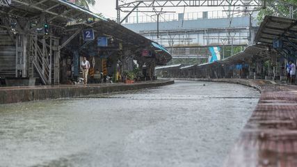 Mumbai And Surrounding Areas On High Alert Due To Heavy Rainfall