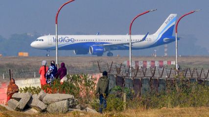 DGCA Orders IndiGo to Cut 5% of Flights and Redistribute Slots Amid Disruptions