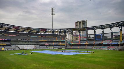 MI vs LSG IPL 2026 Pitch & Weather Report: Batting-Friendly Wankhede, Humid Evening Ahead 