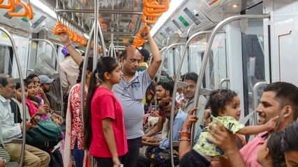 Ixigo Trains has Launched a New Campaign of two Free Metro Tickets for Delhi Passengers